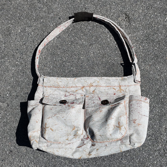 Agate messenger bag
